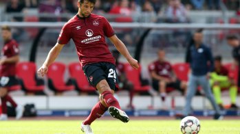 1968 war der 1. FC Nürnberg zum letzten Mal Deutscher Meister: Damals in Umbro-Trikots. 2016 kehrte der FCN zurück zum britischen Ausrüster, dessen Vertrag mit dem Bundesliga-Aufsteiger noch bis 2021 läuft.