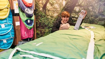 Product of the Year at the ISPO Award 2019 in the Outdoor segment was the Biopod DownWool Nature by Grüezi Bag. Founder Markus Wiesböck is delighted about this.