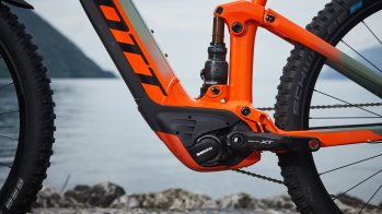 Mit kräftigem Shimano Motor Steps E8000