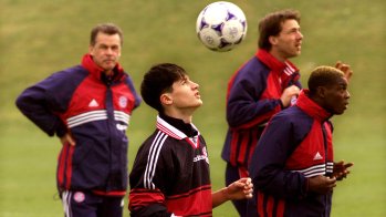 Martin Schmitt trainiert mit dem FC Bayern
