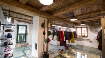 Maloja: Eröffnung im September 2016 in Oberstdorf, Deutschland. Das Maloja „Berghisle“ entstand in einem historischen Haus, das um 1400 erbaut wurde und zu den ältesten des Ortes zählt.