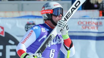 Und auch Beat Feuz aus der Schweiz ist mit dem Head-Modell unterwegs – und mag seine Ski offensichtlich sehr.
