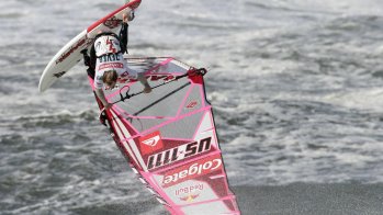 Robby Naish ist berühmt für seine spektakulären Manöver auf dem Surfbrett.