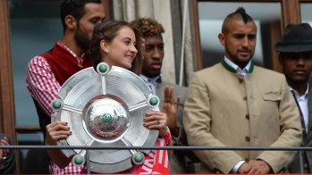 In ihrer ersten Saison in der bayerischen Landeshauptstadt wurde die Mittelfeldspielerin direkt Meister.