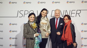 Klara Holzapfel, Desiree Holzapfel, Manfred Wutzlhofer (ehemaliger Vorsitzender der Messe München) und Sigrun Manthey-Wutzlhofer