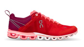 Der Cloudflow von On ist GOLD WINNER beim ISPO AWARD 2017. Der Zero-GravitySchaum von Cloudflow dämpft jeden Schritt.