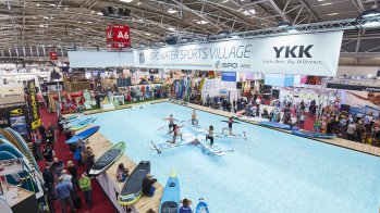 SUP is not only about racing and long-distance touring. Artistic paddling also took place at the ISPO Water Sports Village.