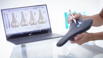 Komfort ist eine Frage des Sitzknochenabstandes – das Spezialgebiet der SQlab-Sattelprofis