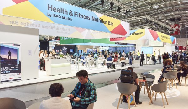 Für Stärkung oder einfach eine ruhige Minute auf der ISPO Munich sorgt die Health & Fitness Nutrition Bar.