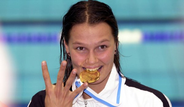 Franziska van Almsick bei der Schwimm-EM 2002 in Athen.