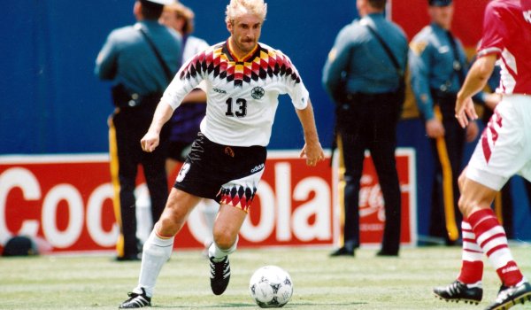 Fußball: DFB verlängert langfristig mit Trikot Ausrüster Adidas Fußball: DFB verlängert langfristig mit Trikot Ausrüster Adidas