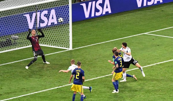 Visa ist seit 2007 offizieller Zahlungspartner der Fifa. Als Werbebotschafter schickt das Unternehmen den Schweden Zlatan Ibrahimovic zur WM nach Russland.