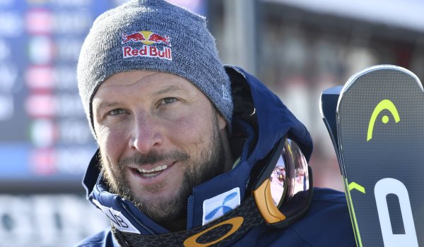 4th Aksel Lund Svindal, 450.600 Instagram followers: Aksel Lund Svindal is with his 35 years the routine of the men's World Cup. And the Norwegian can end his career very quickly: Already during the season preparation, he announced that he would end his career immediately if he had the impression that it wasn't enough anymore. The overall World Cup winner of 2007 and 2009 is as popular as ever, which shows his remarkable Instagram following. No Norwegian athlete has more Instagram followers than Svindal.