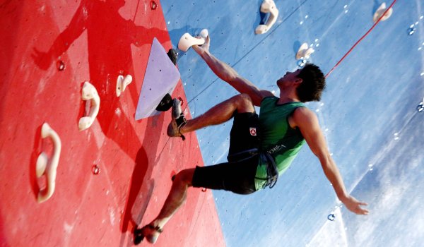 One of the five new sports in 2020 is sport climbing. The "Olympic Combined" competition format was specially created for this purpose. The triathlon includes lead, bouldering, and speed climbing. The three competitions will be held on one day.