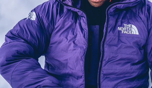 THE NORTH FACE SUMMIT L3 50/50 DOWN Hoodie in Aktion