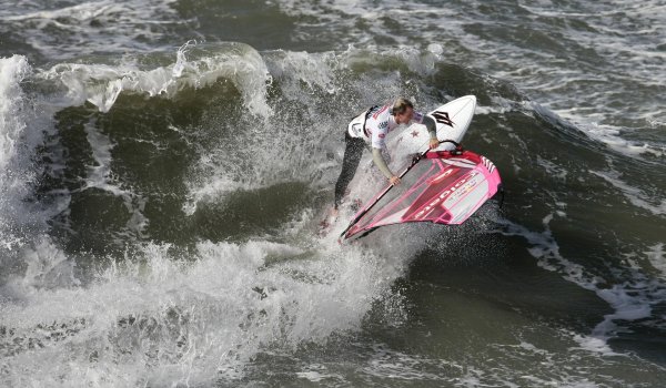 Mr. Surf: Robby Naish ist einer der erfolgreichsten Windsurfer aller Zeiten.