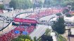 Tausende Läufer: der Jilin Marathon in China.