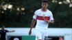 Die Mercedes-Benz-Bank bringt dem VfB Stuttgart als Brustsponsor 8 Millionen Euro im Jahr. Ärmelsponsor Gazi weitere 1,5 Millionen Euro.