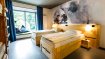 Hell & funktional – ein 4-Bett-Zimmer in der lässigsten Jugendherberge der Alpen.