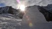 Iglu bauen gehört ebenso zu einer Schneeschuhwanderung…