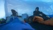 Stefan Glowacz beim Biwack im Schnee