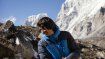 David Lama, Jahrgang 1990, gehört zur neuen Garde der Extremkletterer. Der Österreicher mit nepalesischen Vater kletterte bereits mit zehn Jahren seine erste 8a-Route – so früh wie kein anderer. Sein größter Erfolg war dabei die erste freie Begehung der Kompressor-Route am Cerro Torre im Jahr 2012. 2017 bezwang er die Eiger-Nordwand über die Heckmair-Route.