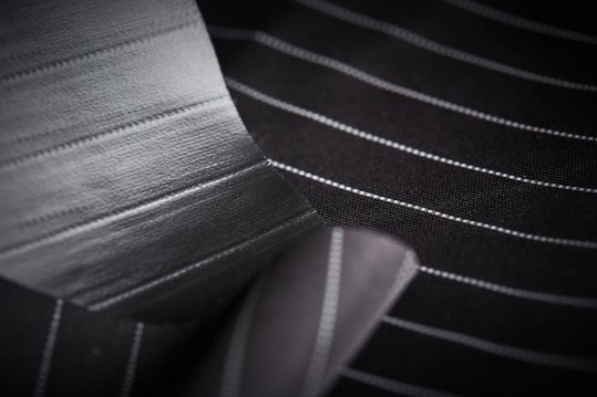 Toread - Persistent reflective fabric