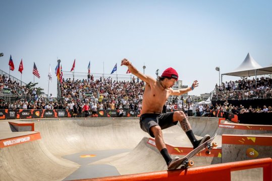 Heimana Reynolds from the USA is currently one of the world's best skateboarders. Heimana Reynolds from the USA is currently one of the world's best skateboarders.