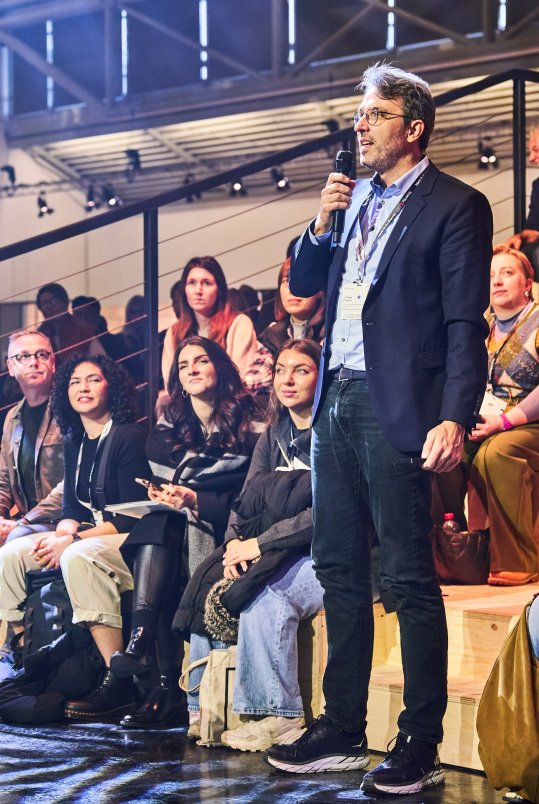 Appear on Stage at ISPO