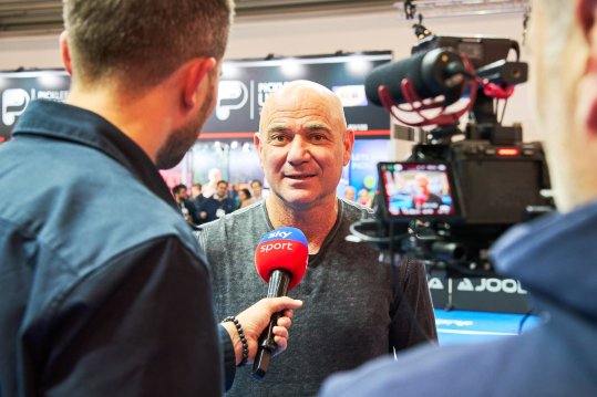 Andre Agassi spricht im Interview der ISPO Munich