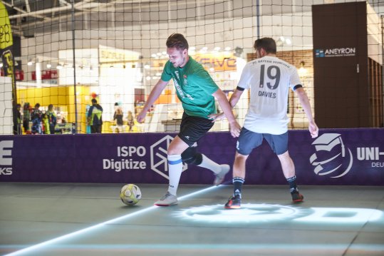 Phygital Sports League auf der ISPO