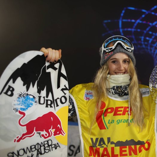 Anna Gasser bei ihrem Big-Air-Weltcup-Sieg in Mailand