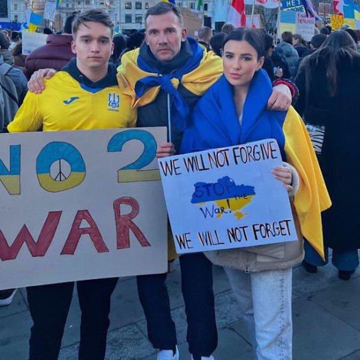 Der Ex-Fußballstar und heutige Trainer Andriy Shevchenko auf einer Friedensdemonstration in London