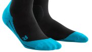 Skisocken von CEP: Ultralight Compression Socks in Black-Blue.