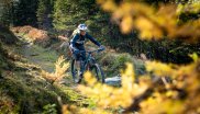 So macht Skitraining Spaß: Sandra Lahnsteiner beim Biken in Gastein. Ausdauer ist immens wichtig im Skisport und mindert sogar das Verletzungsrisiko, findet die Freeriderin.