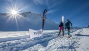 The environment is also a winner: the ski tours are canalised with the educational trails. Fewer ski touring enthusiasts try their hand at skiing on their own, thus impairing nature and the environment.