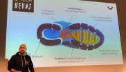 Mehr als zwei Jahrzehnte bei großen Laufschuhfirmen: True Motion Gründer Andre Kriwet, hier beim Laufschuhsymposium auf der ISPO Munich, hat seine ganze Erfahrung in den U-Tech Nevos gesteckt.