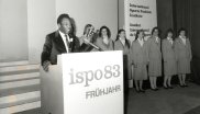 Fußballlegende Pelé bei einer Ansprache anlässlich seiner Auszeichnung mit dem ISPO CUP.