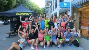 Die "Isar Run"-Lauf-Community vor dem Start des Summer Runs mit Nike.