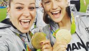 Triumph in Rio: Melanie Leupolz (links) wird 2016 mit der deutschen Elf Olympiasiegerin im Frauenfußball. Im Finale gewinnt das deutsche Team mit 2:1 gegen Schweden.