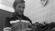 Würde man den Broad Peak Central als eigenständigen Gipfel anerkennen, gäbe es nur einen Menschen, der die dann vorhandenen 15 Achttausender bestiegen hätte: Jerzy Kukuczka (1948-1989). Der Pole war nach Reinhold Messner der zweite Mensch, der alle Achttausender bestiegen hat. 1989 kam Kukuczka an der Lhotse-Südwand ums Leben, nachdem er zwei Kilometer in die Tiefe gestürzt ist.