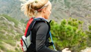Trail runners are often on the move for hours and have to overcome huge differences in height. Drinking bags, drinking vests or drinking bubbles are practical companions.