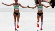 Am Ende reichte es für beide doch noch zum Ticket für Rio. Nach einer Muskelverletzung bei Anna wartete Lisa auf ihre Schwester. Beim Olympischen MArathon liefen beide Hand in Hand über die Ziellinie – auf den Plätzen 81 und 82.