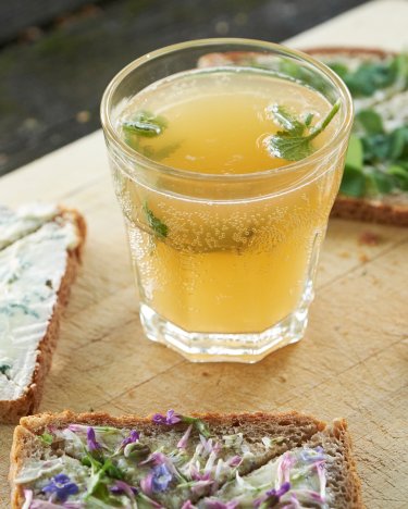 Herb Spritzer and Fresh Blossom Bread