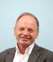 Dr. Jochen M. Schäfer ist Rechtsanwalt und seit vielen Jahren der Syndikusanwalt des Weltverbandes der Sportartikelindustrie.