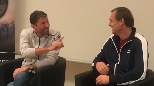 Rivalität zwischen Adidas und Puma? Die CEO Kasper Rorsted (l.) und Björn Gulden verstehen sich prächtig, wie der gemeinsame Auftritt beim NN-Talk zeigt.
