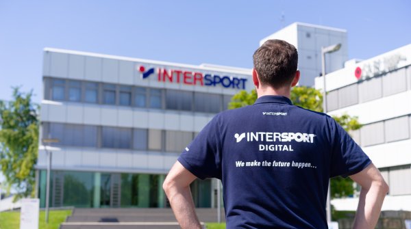 On- und offline neu verbinden: Mit der Digitalisierung über die Kooperative Händler-Plattform versucht Intersport, auch neue Kunden dauerhaft an die Verbundgruppe zu binden.