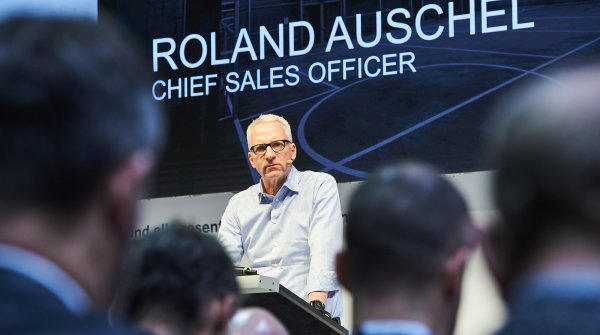 Roland Auschel ist Chief Sales Officer bei Adidas.