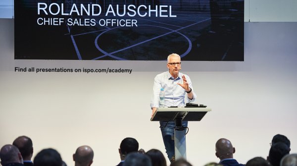 Adidas-Vertriebsvorstand Roland Auschel erklärt, wie Adidas die Digitalisierung vorantreibt – und warum der Sportartikel-Riese zurück auf der ISPO Munich ist. „Wir wollen unsere Verbundenheit mit dem Fachhandel zeigen.“