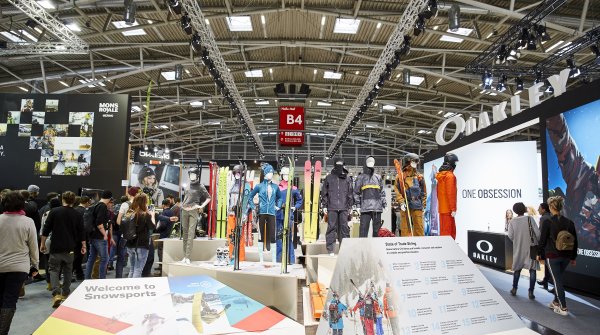 Snowsports heißt das optimierte Segment in den Hallen B2 bis B6 der ISPO Munich 2018, das Skifahren und Snowboarden wieder zusammenführt und Synergien zu allen anderen Wintersportarten schafft.